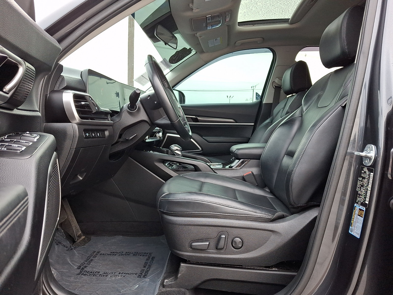 Certified 2024 Kia Telluride S w/ S Sunroof Package AWD/4WD image 13