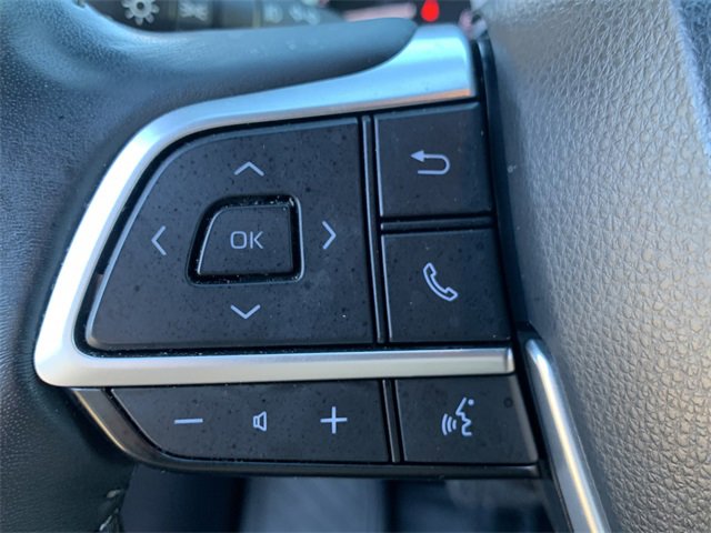 Used 2022 Toyota Highlander XSE image 27