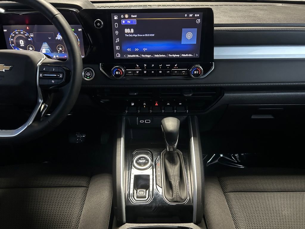 Used 2024 Chevrolet Colorado LT w/ LT Convenience Package II image 12