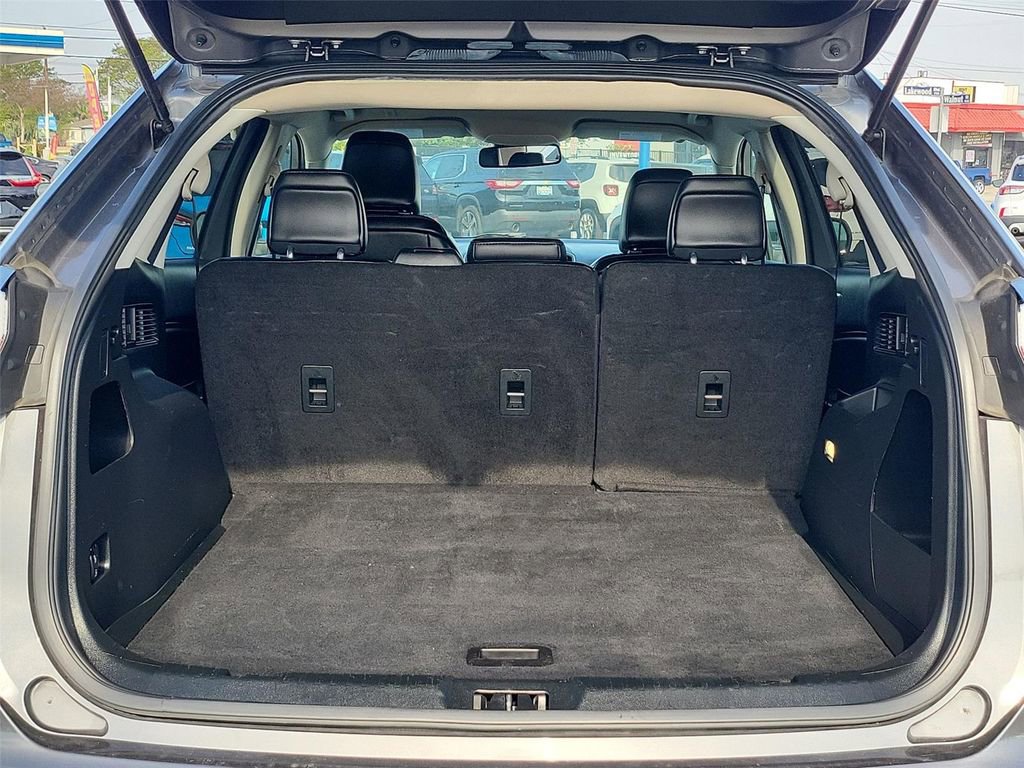 Used 2022 Ford Edge SEL image 17