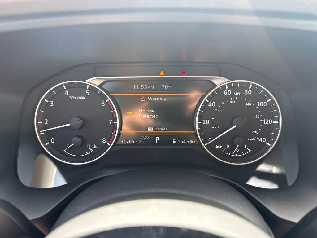 Used 2023 Nissan Rogue SL AWD/4WD image 17