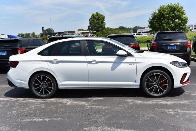 New 2026 Volkswagen Jetta GLI Autobahn FWD image 5