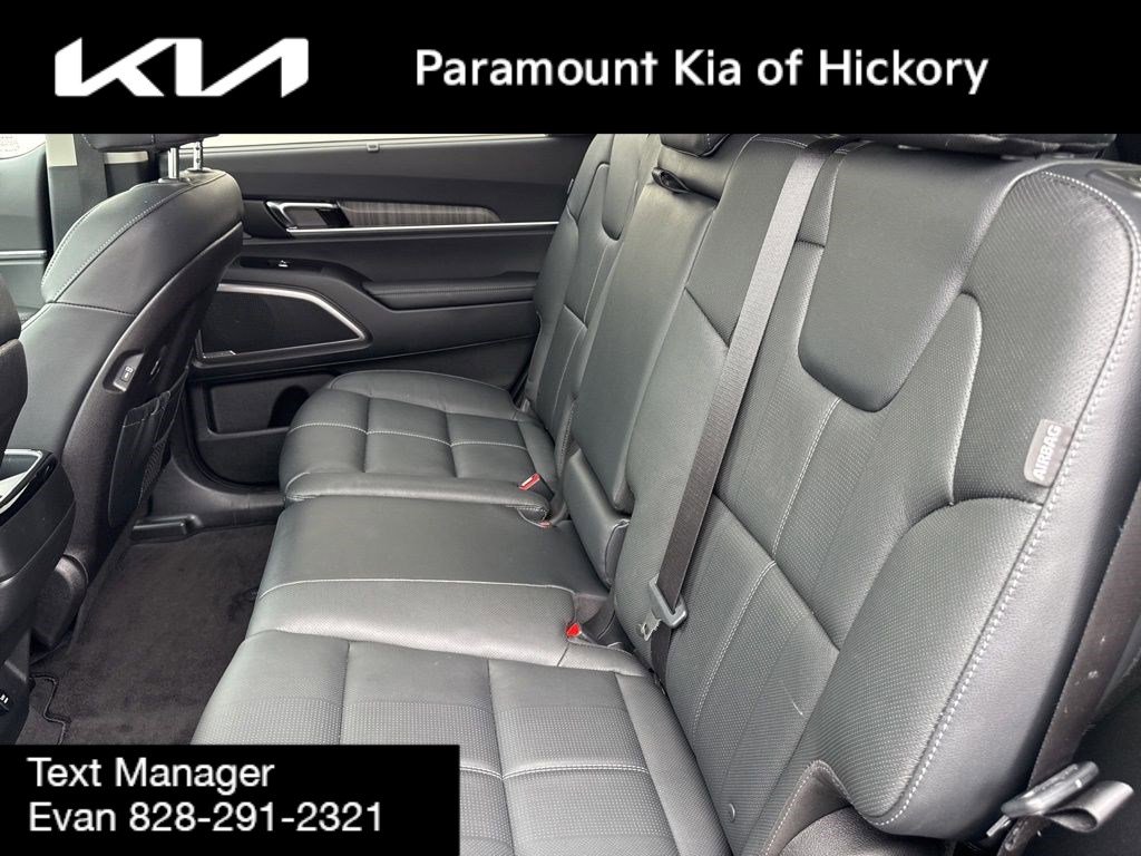 Used 2025 Kia Telluride EX image 18