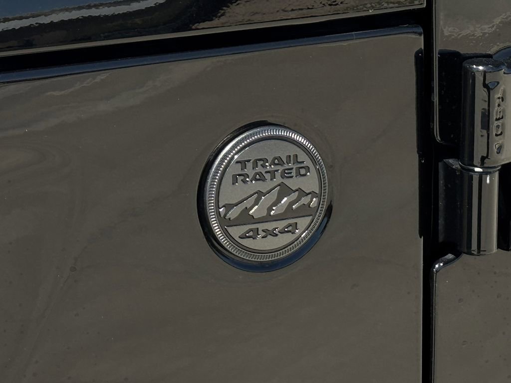 Used 2022 Jeep Gladiator Sport AWD/4WD image 10