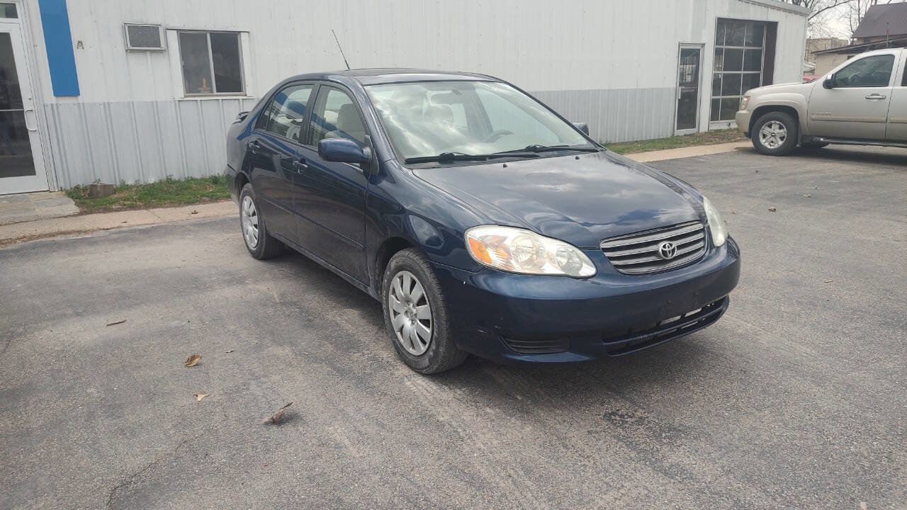 Used 2003 Toyota Corolla LE FWD image 2