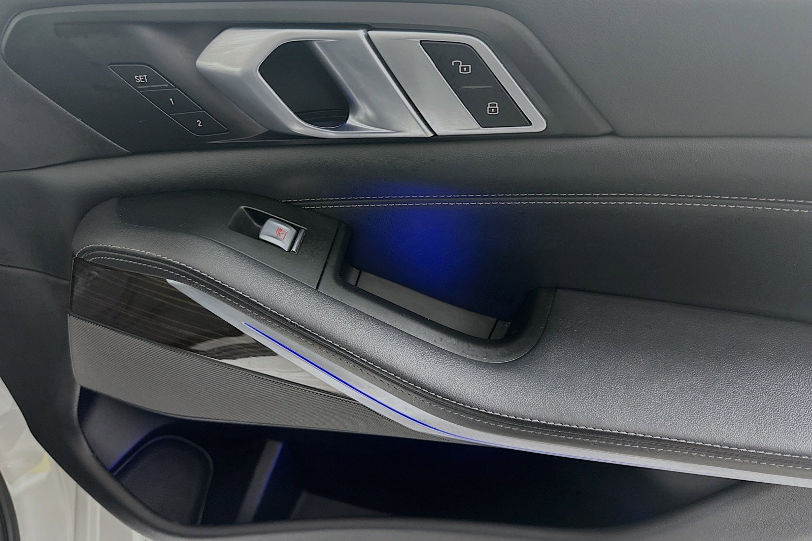 Used 2023 BMW X7 xDrive40i image 23