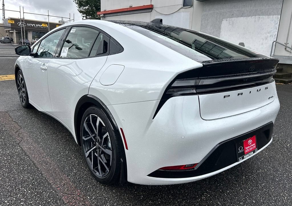 New 2027 Toyota Prius Plug-In Hybrid w/ Limited Premium Package FWD image 7