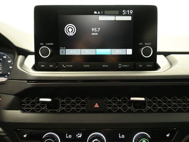 Used 2025 Honda Accord SE image 27