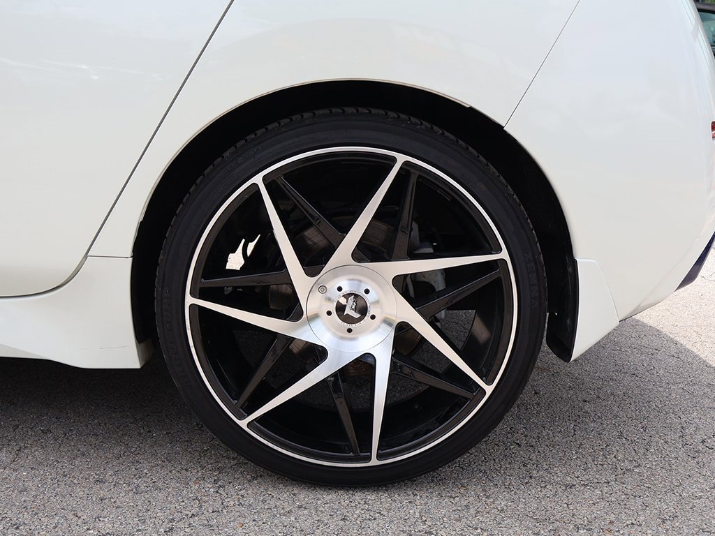 Used 2018 Nissan Leaf SV w/ SV Technology Package image 20