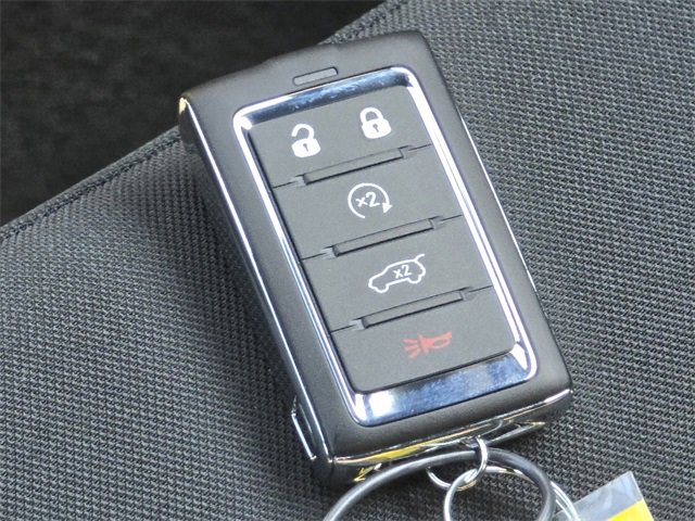 New 2025 Jeep Grand Cherokee Laredo X w/ Luxury Tech Group I image 13