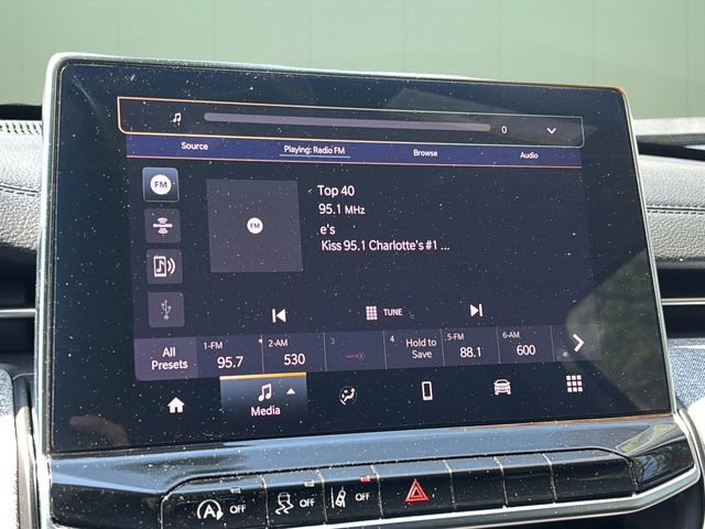 Used 2024 Jeep Compass Sport image 30