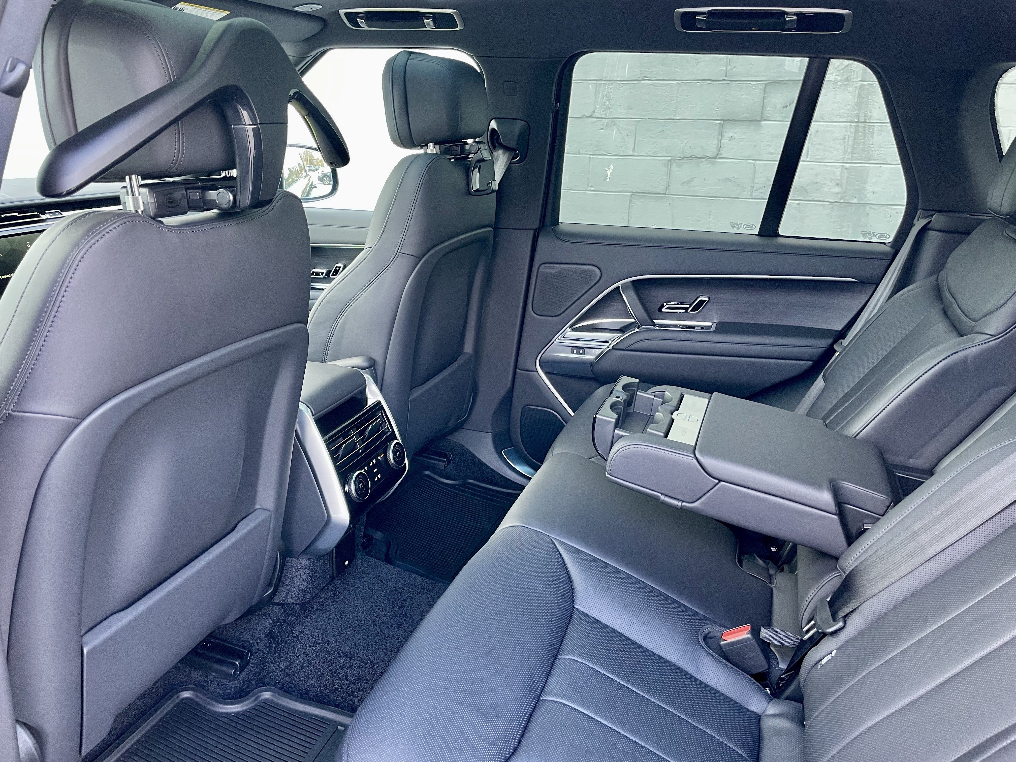 New 2026 Land Rover Range Rover SE AWD/4WD image 30