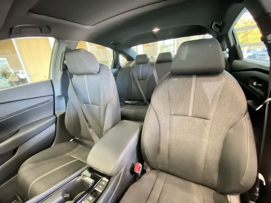 Used 2025 Honda Accord Sport image 14