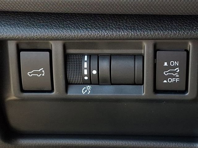 Certified 2025 Subaru Forester Premium AWD/4WD image 25