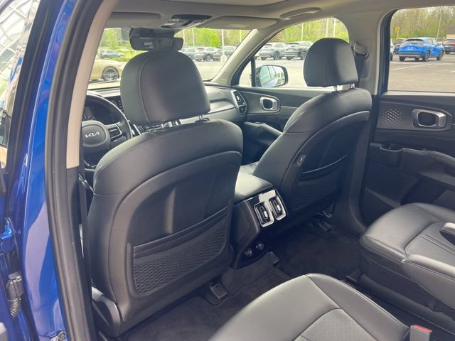 Used 2022 Kia Sorento SX AWD/4WD image 24