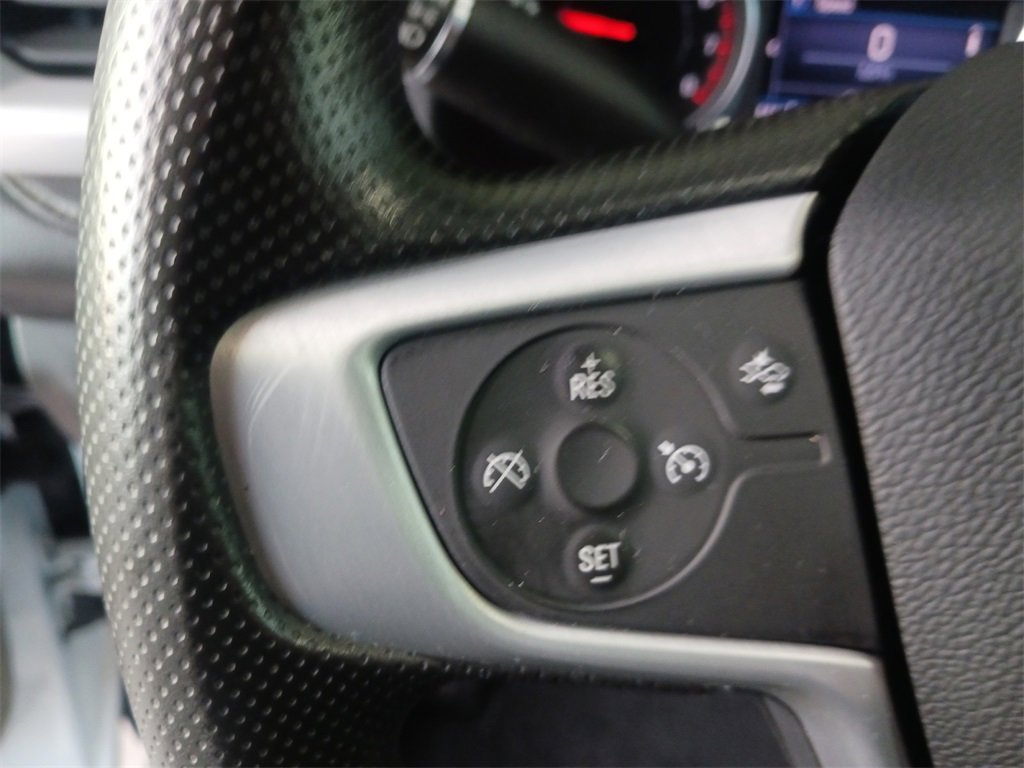 Used 2023 GMC Acadia SLE image 33