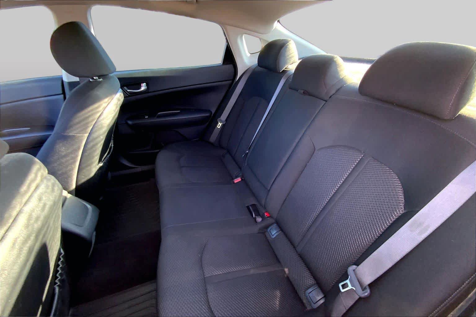 Used 2017 Kia Optima LX FWD image 21