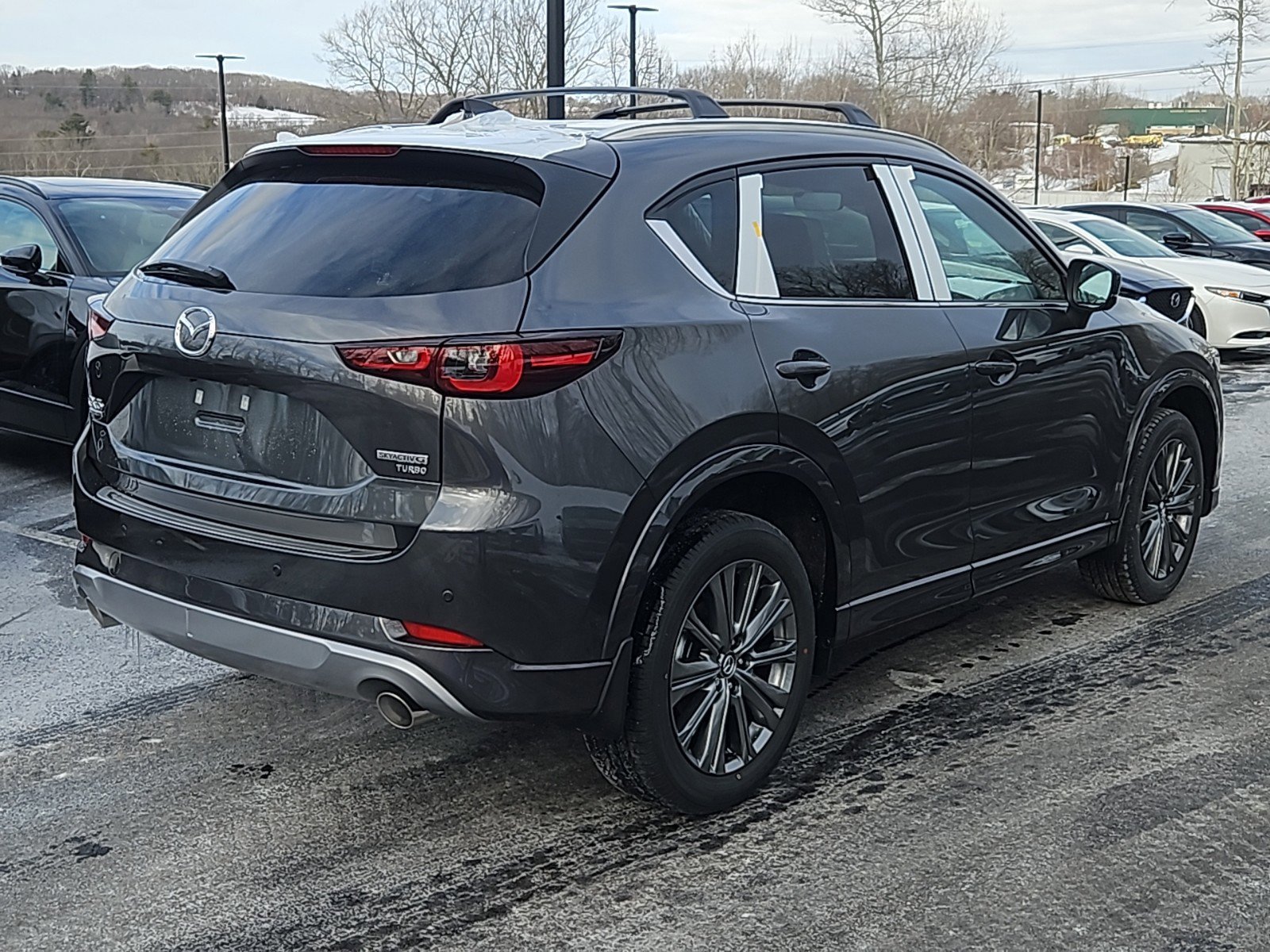 New 2025 MAZDA CX-5 Signature image 2