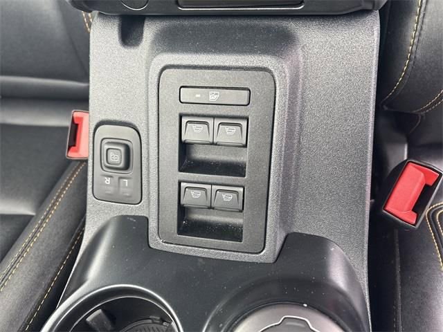 Used 2024 Ford Bronco Badlands image 14