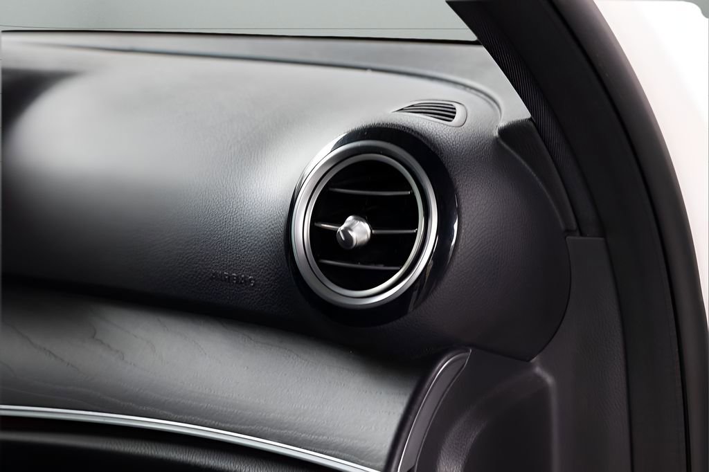 Used 2020 Mercedes-Benz E 350 Sedan image 82