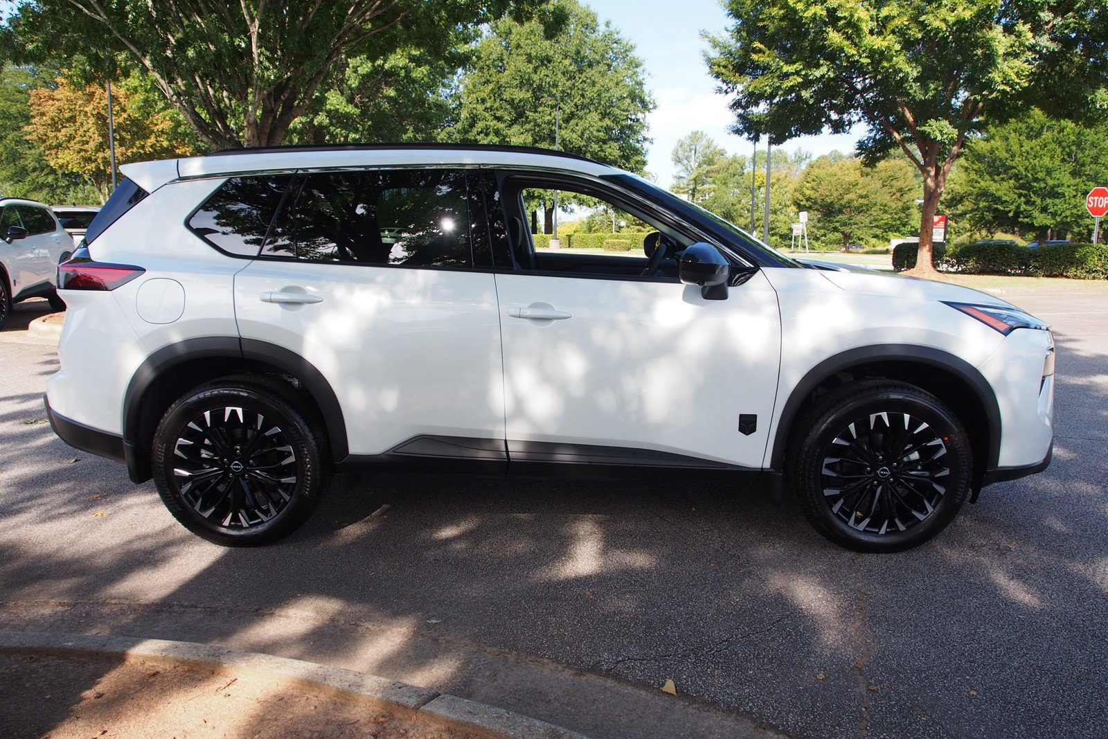 New 2026 Nissan Rogue Dark Armor FWD image 8