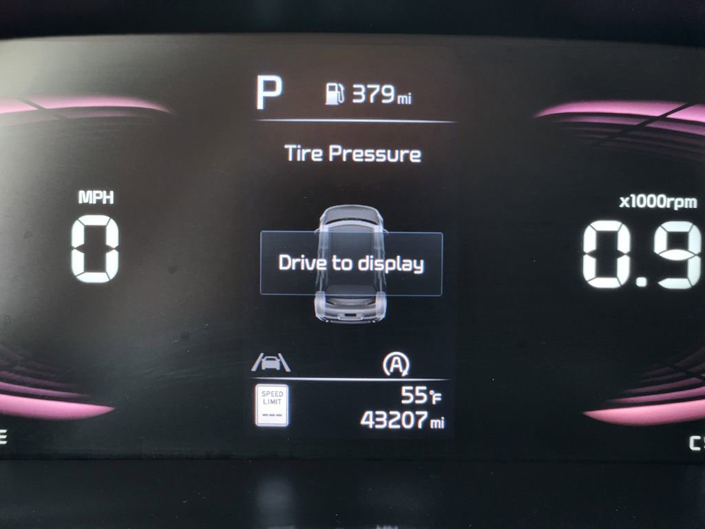 Used 2023 Kia Soul EX image 17