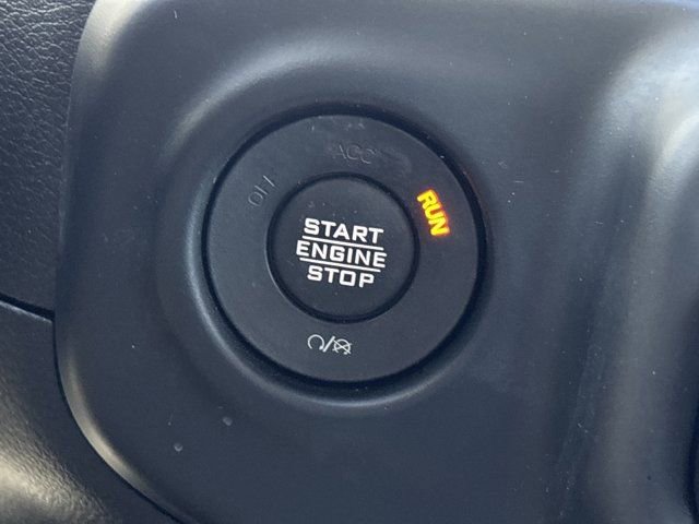 Used 2021 Jeep Wrangler Unlimited Sahara image 25