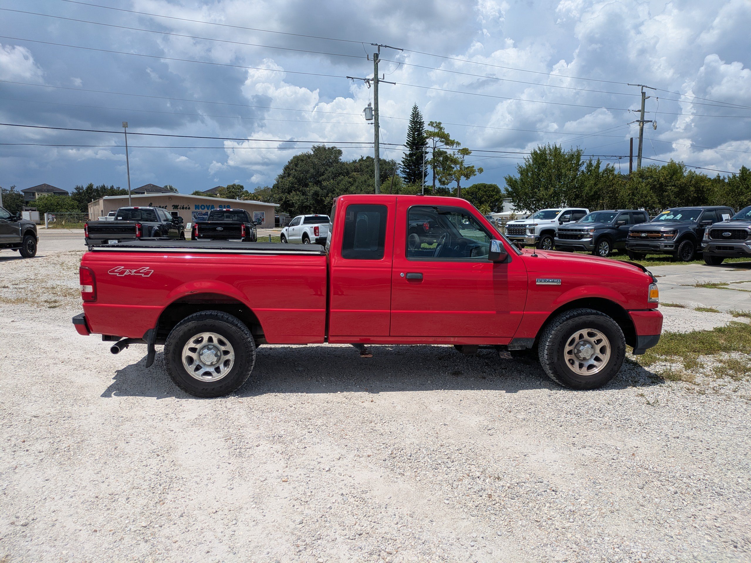 Used 2010 Ford Ranger 4x4 SuperCab image 3