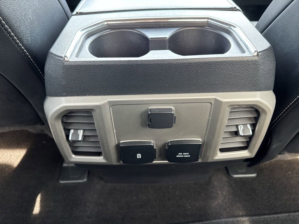 Used 2020 Ford F150 Lariat image 29