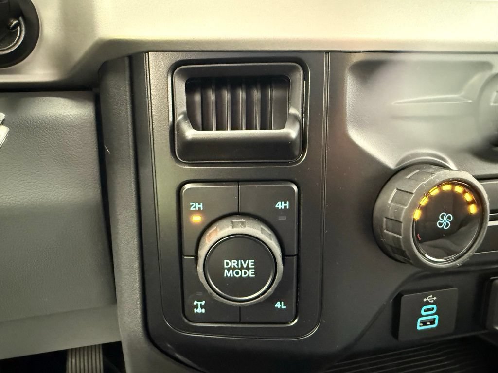 New 2026 Ford F350 XL w/ STX Appearance Package AWD/4WD image 39