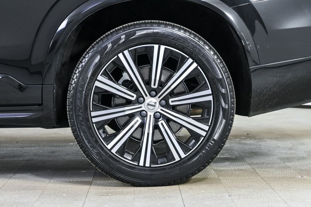 Certified 2023 Volvo XC90 B6 Core w/ Protection Package Premier AWD/4WD image 40