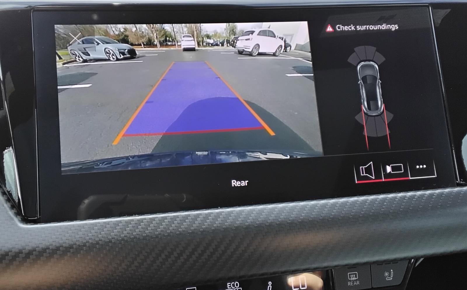 Used 2022 Audi e-tron GT Premium Plus w/ Performance Package image 28