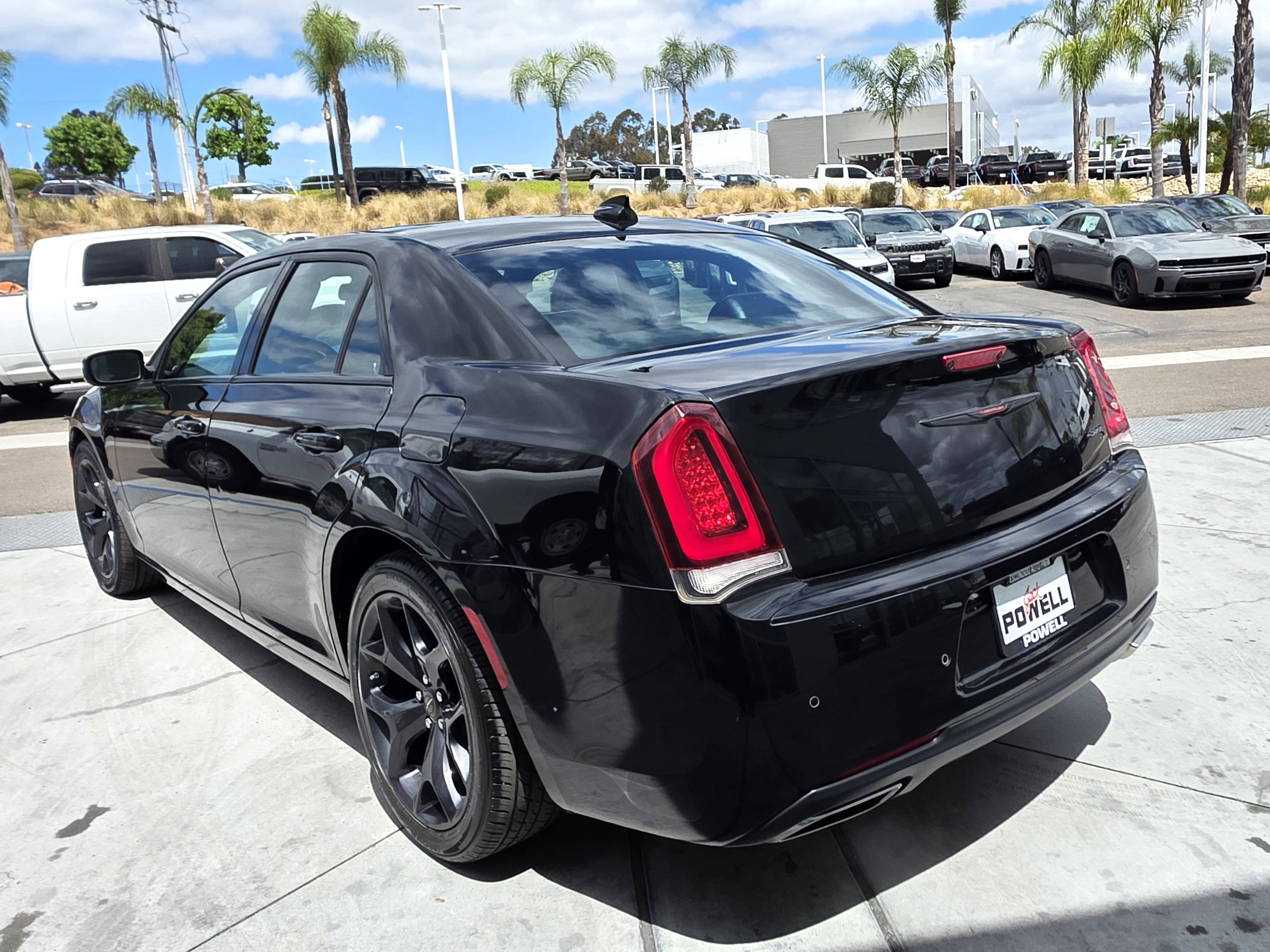 Certified 2022 Chrysler 300 S RWD image 3