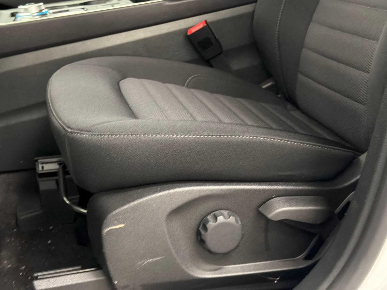New 2024 Ford Edge SE AWD/4WD image 13
