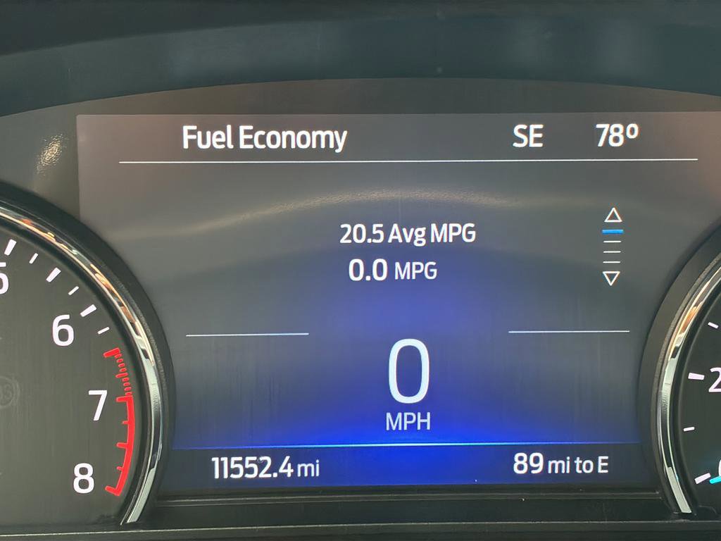 Used 2022 Ford Explorer XLT w/ Equipment Group 202A image 32