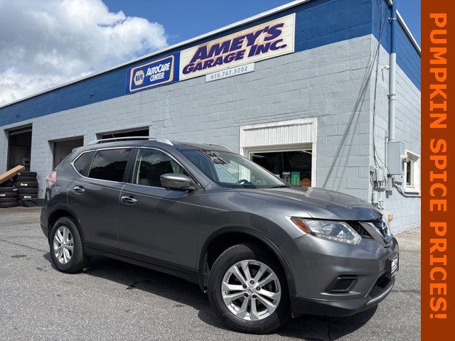 Used 2016 Nissan Rogue SV w/ SV Premium Package