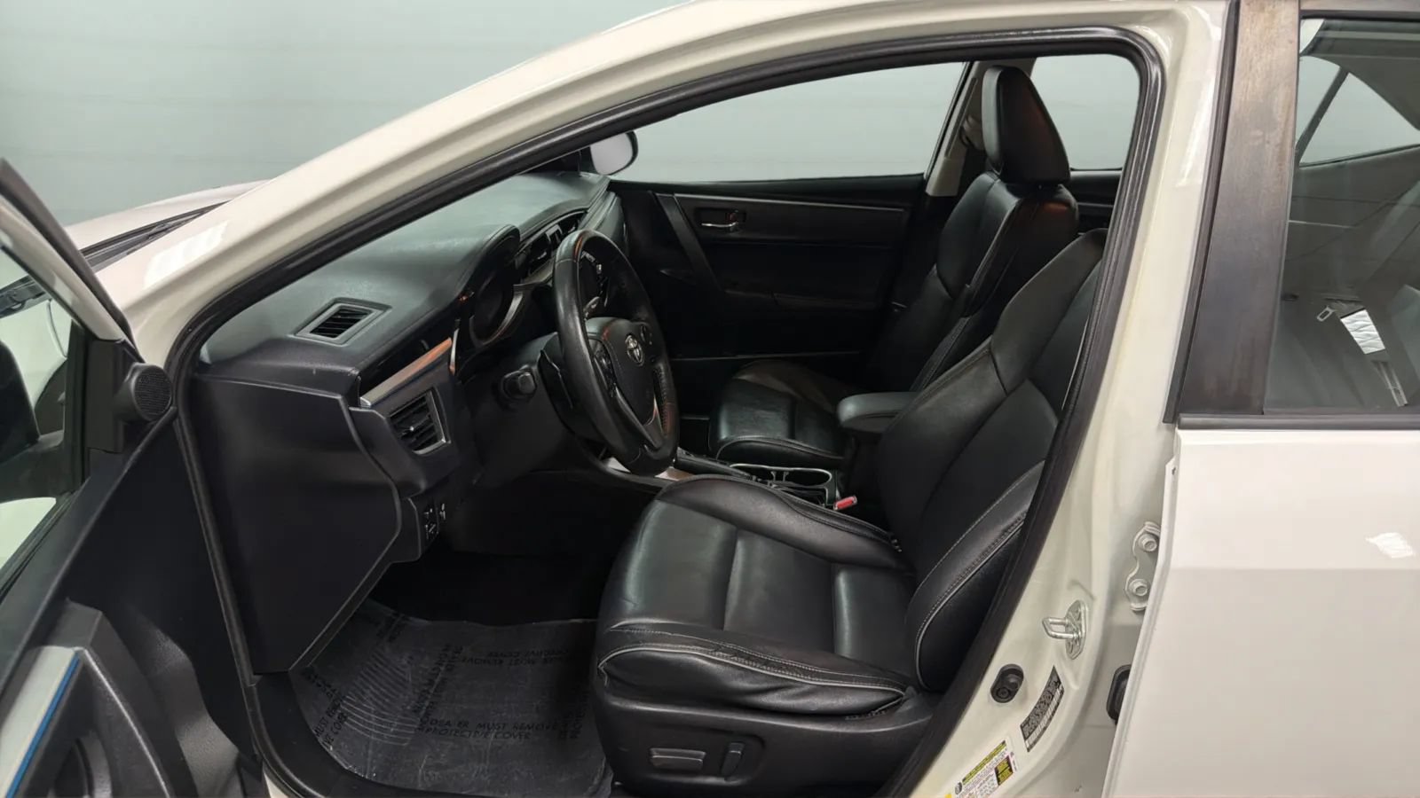 Used 2014 Toyota Corolla S Premium w/ Driver Convenience Package FWD image 19