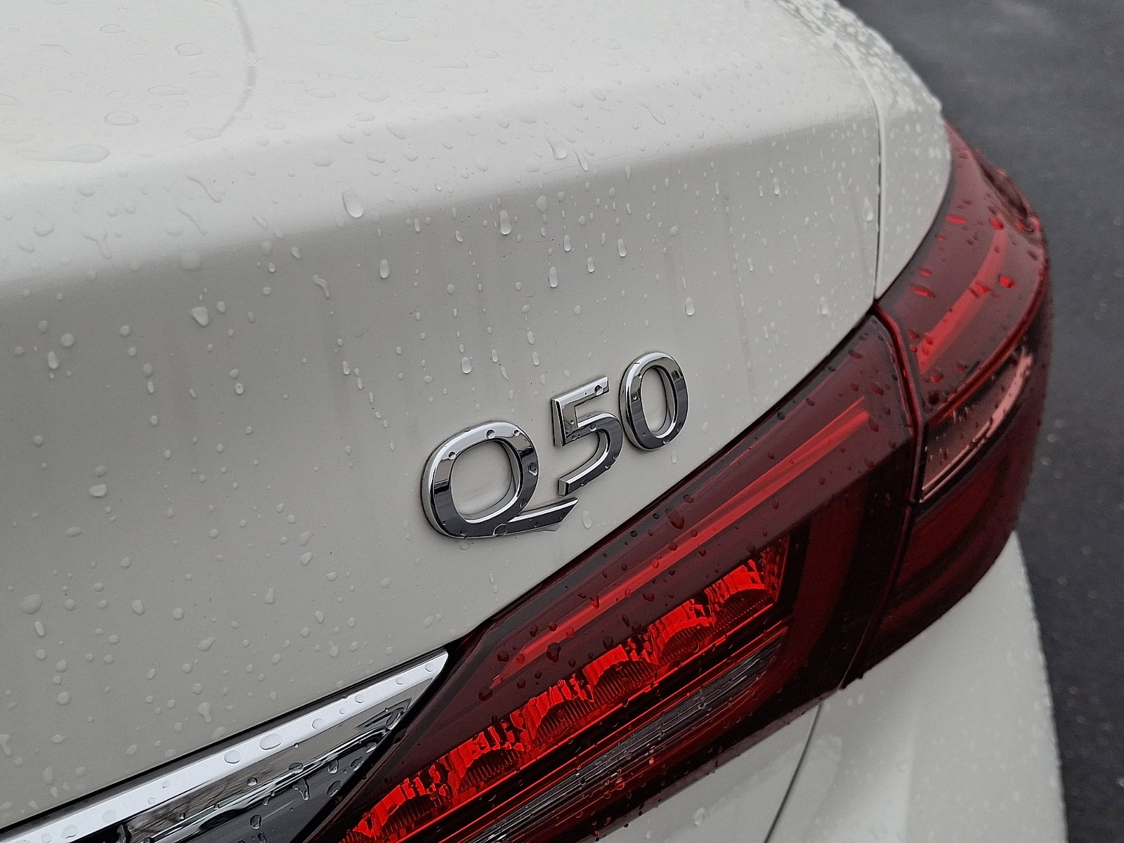 Certified 2022 INFINITI Q50 Luxe w/ Cargo Package image 30