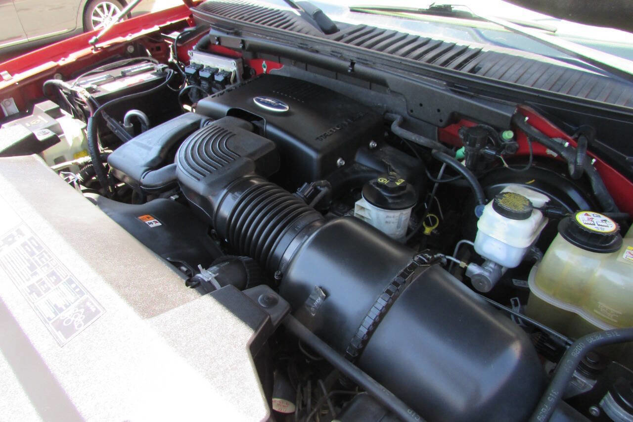 Used 2003 Ford Expedition Eddie Bauer image 50