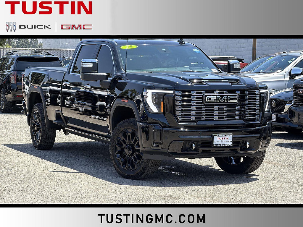 Used 2025 GMC Sierra 2500 Denali Ultimate AWD/4WD image 1