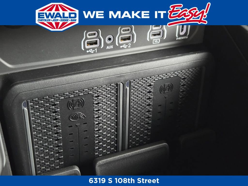New 2026 RAM 1500 Laramie w/ Night Edition AWD/4WD image 9