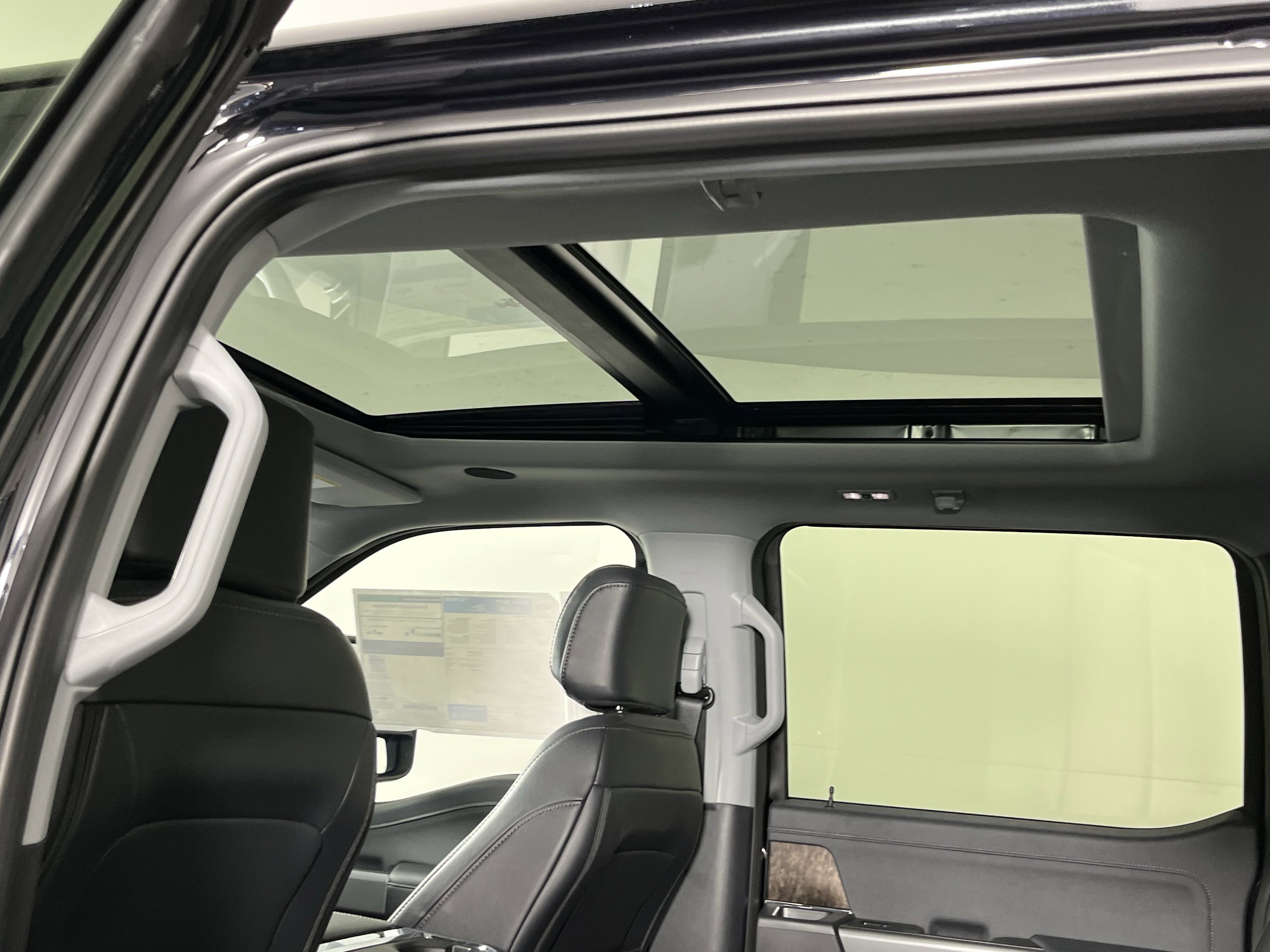 New 2026 Ford F250 Lariat w/ Black Appearance Package image 14