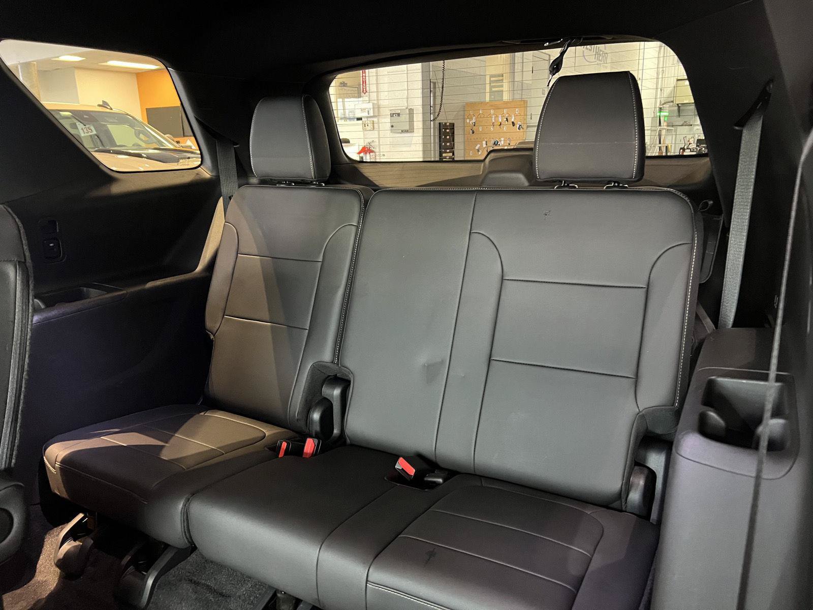 Used 2023 Chevrolet Traverse LT AWD/4WD image 15