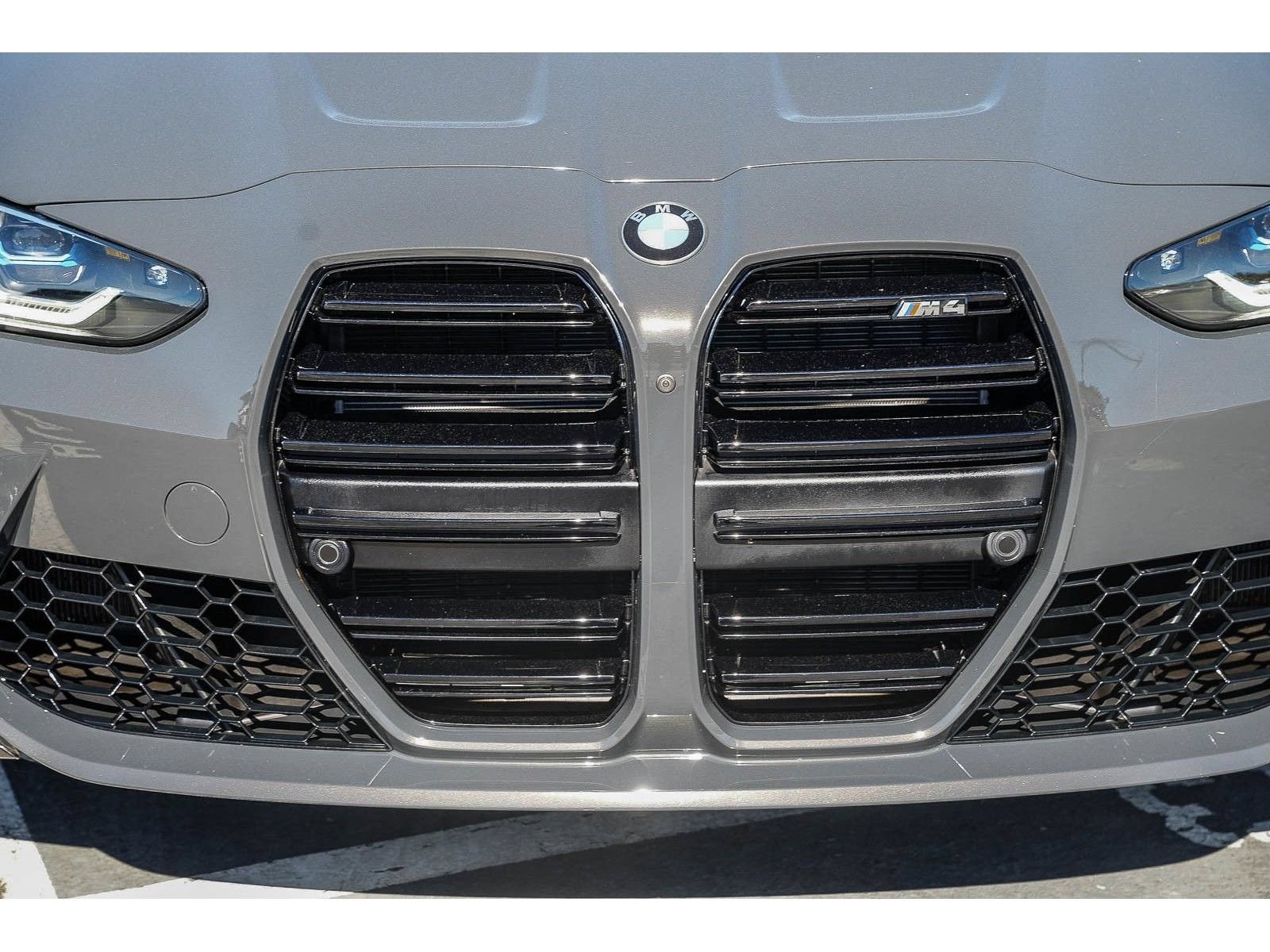 Used 2024 BMW M4 Coupe w/ Executive Package RWD image 7