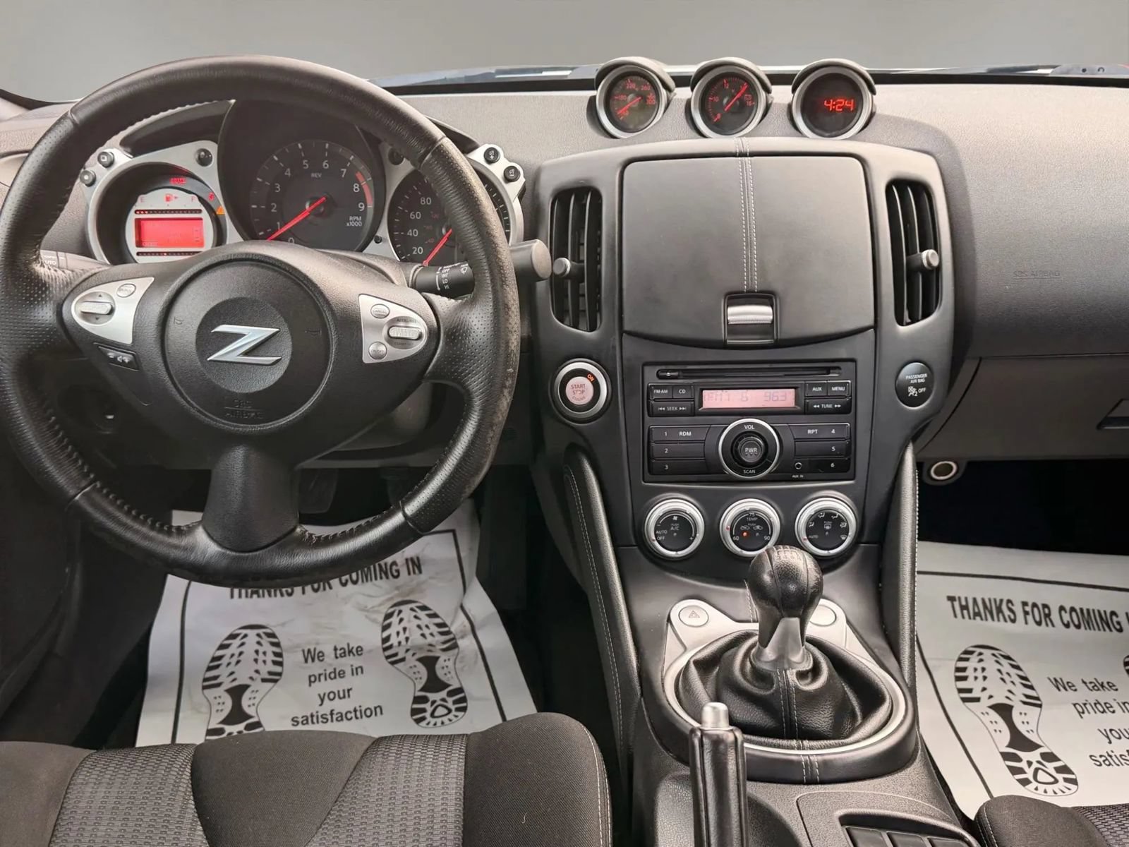 Used 2012 Nissan 370Z Coupe RWD image 28