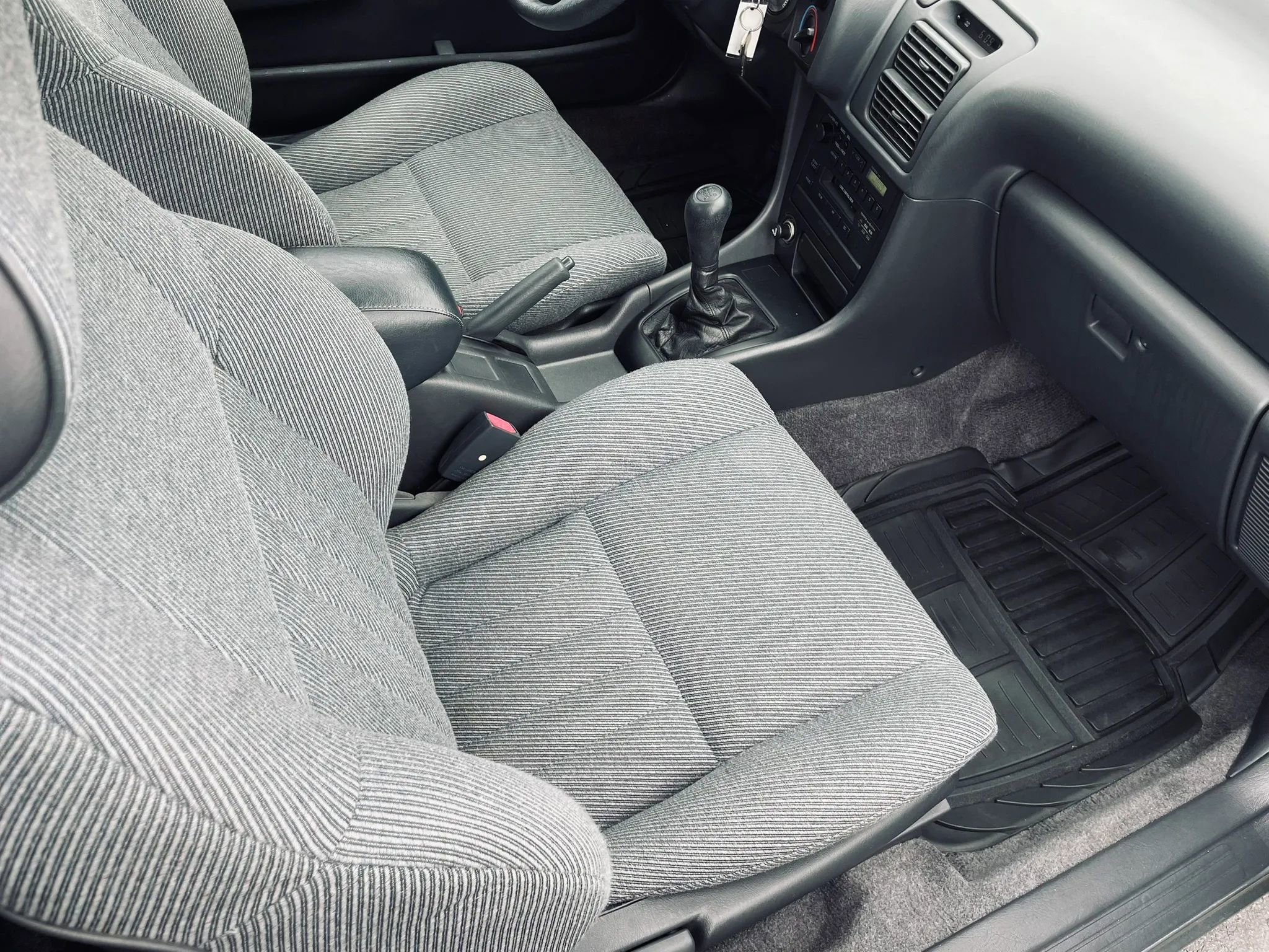 Used 1991 Toyota Celica ST FWD image 11