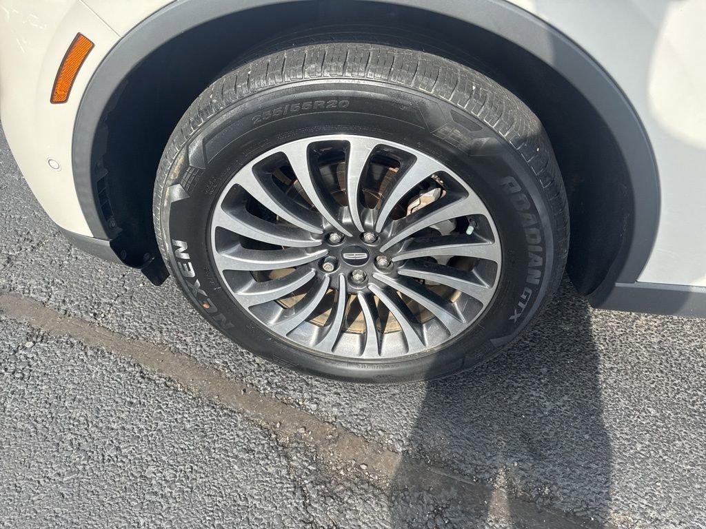 Used 2020 Lincoln Aviator Reserve w/ Equipment Group 201A image 9