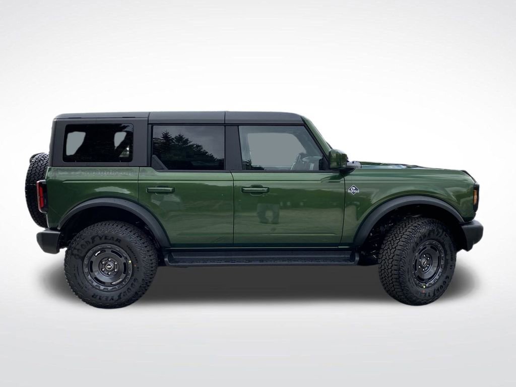 New 2025 Ford Bronco Outer Banks w/ Sasquatch Package image 2