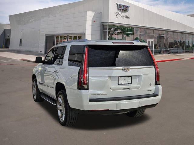 Used 2016 Cadillac Escalade Luxury image 4