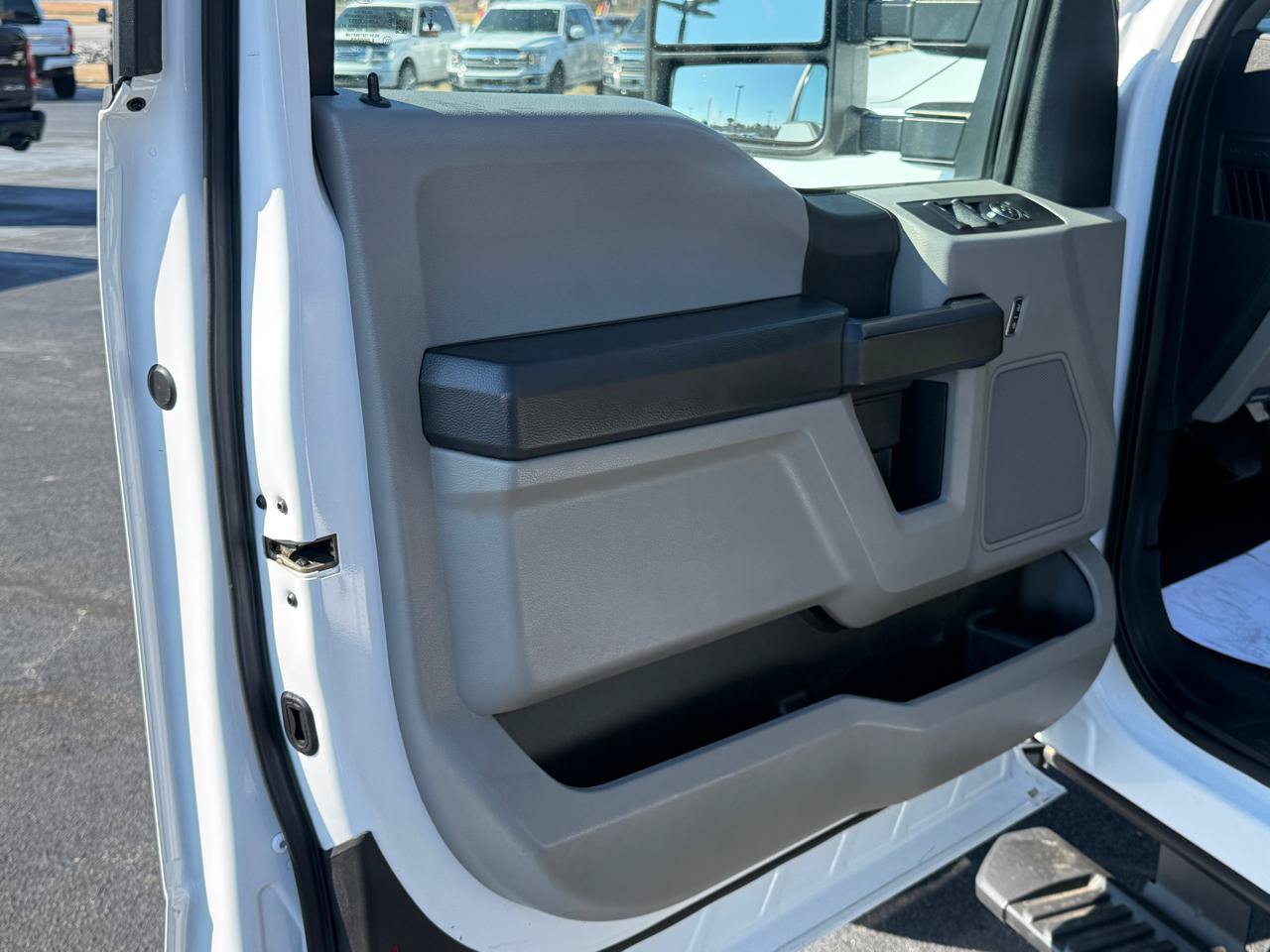 Used 2021 Ford F350 XL w/ Power Equipment Group AWD/4WD image 7
